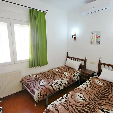 Linda - Modern With Splendid Views In Villa *