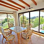 Villa Linda - Modern With Splendid Views In Benissa