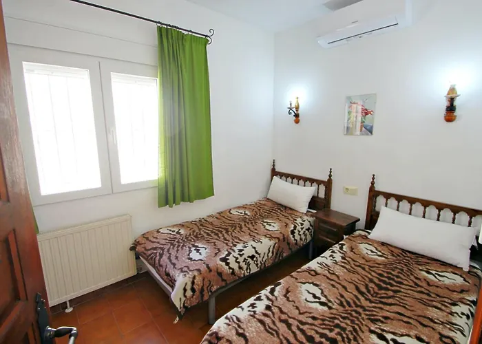 Linda - Modern With Splendid Views In 빌라 *