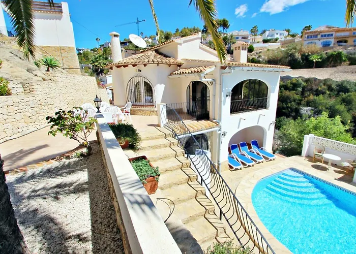 Linda - Modern With Splendid Views In * 베니싸